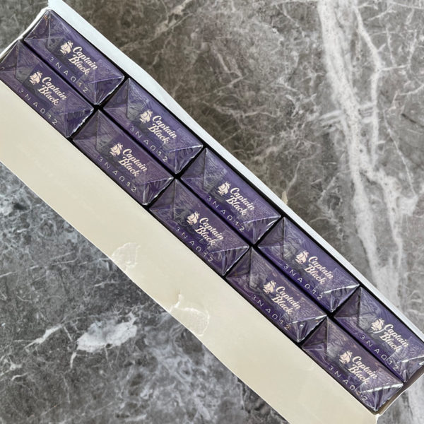 https://hitcubans.com/wp-content/uploads/2022/02/captain-black-grape-little-cigars-006.jpg