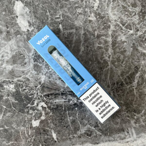 Vozol Bar 2200 Blue Razz Ice vape